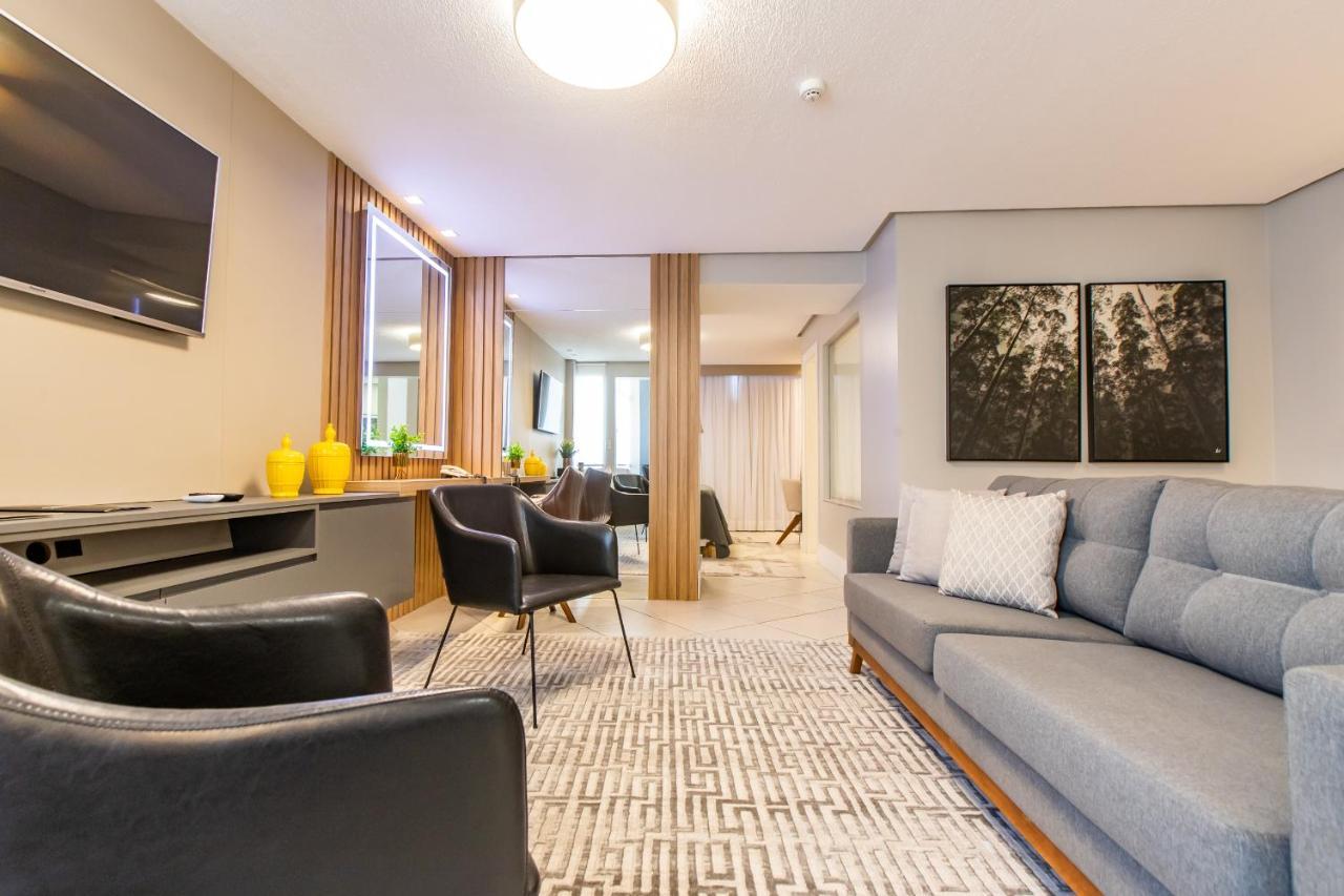 Delupo Hotel - Livin Studios Criciuma  Εξωτερικό φωτογραφία