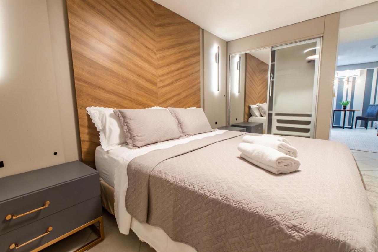 Delupo Hotel - Livin Studios Criciuma  Εξωτερικό φωτογραφία