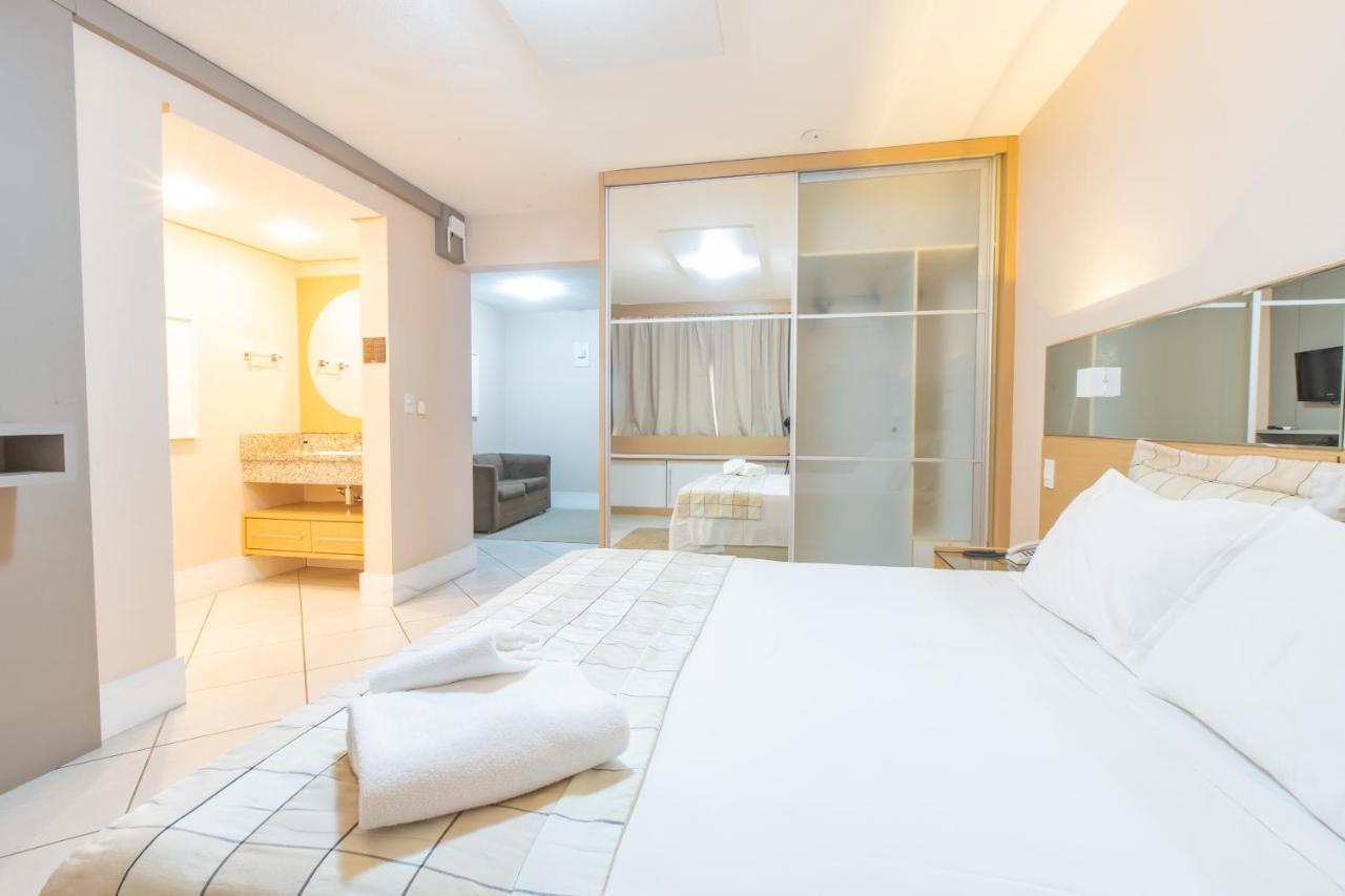 Delupo Hotel - Livin Studios Criciuma  Εξωτερικό φωτογραφία