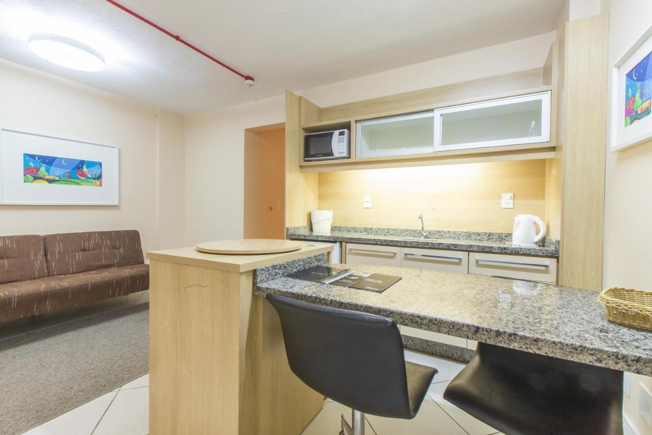 Delupo Hotel - Livin Studios Criciuma  Εξωτερικό φωτογραφία