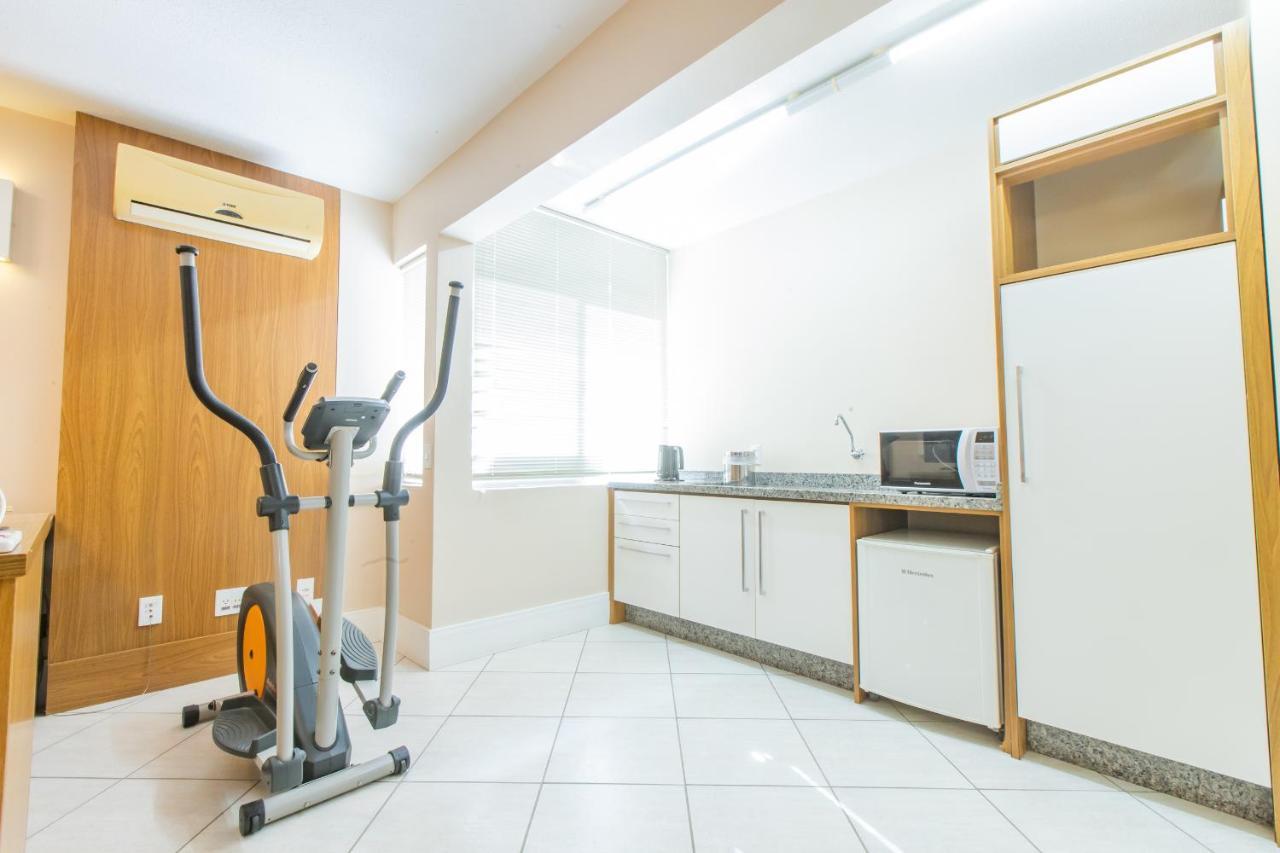 Delupo Hotel - Livin Studios Criciuma  Εξωτερικό φωτογραφία